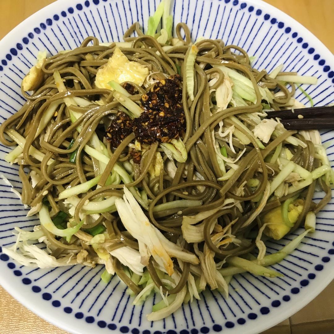 快手减脂餐❗️爆好吃的凉拌鸡丝荞麦面