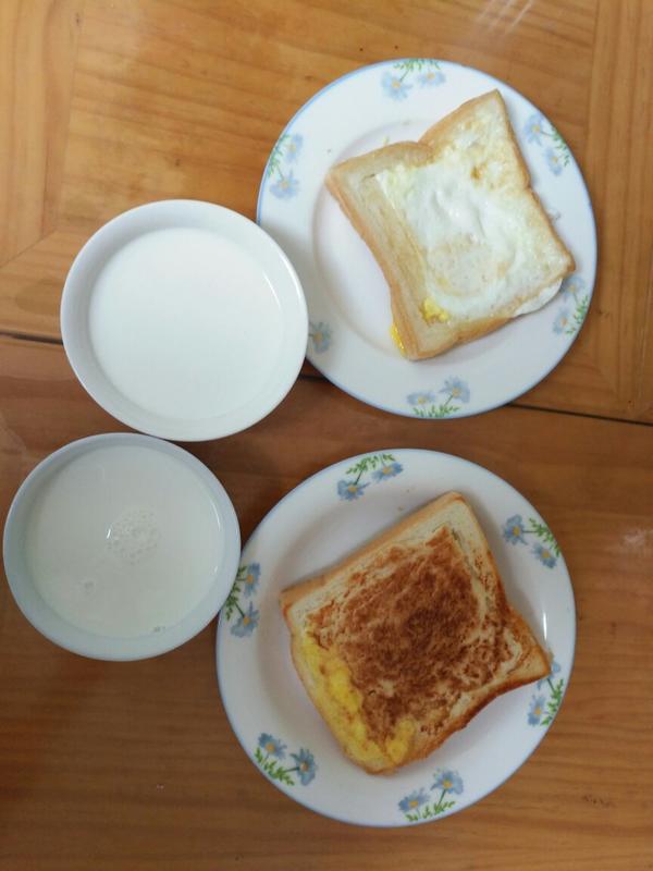 电饼铛版吐司煎蛋