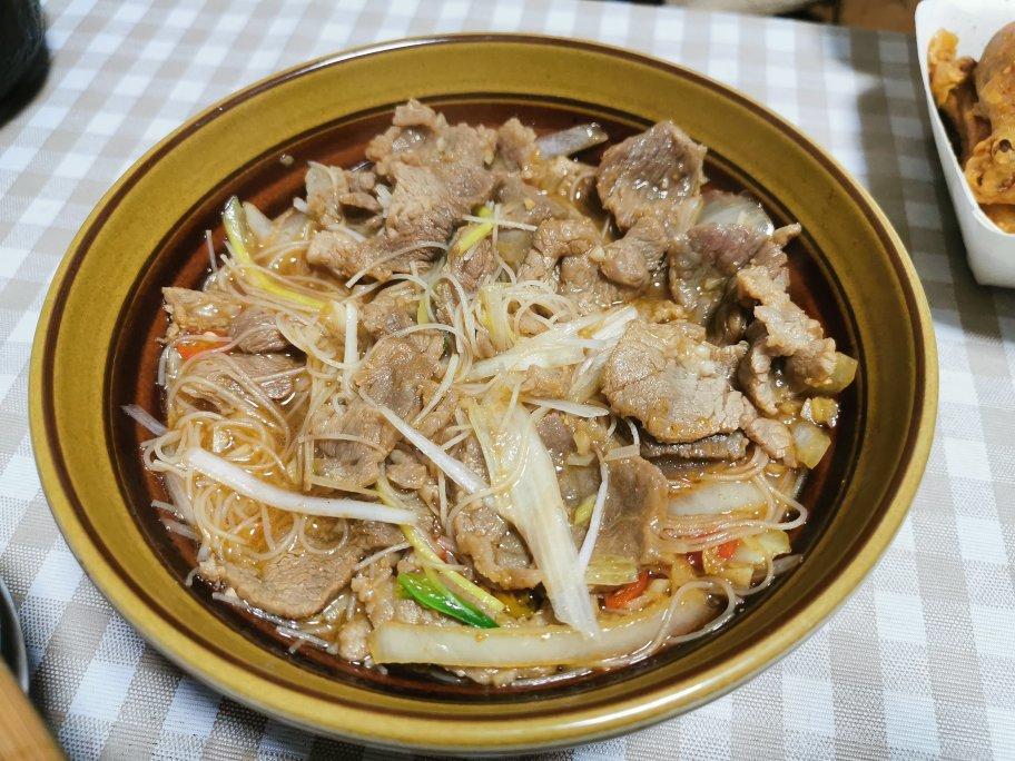 沙茶牛肉粉丝煲