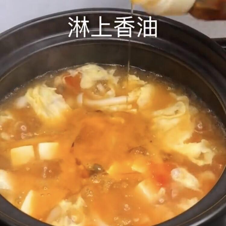 西红柿海鲜菇豆腐鸡蛋汤的做法 步骤14