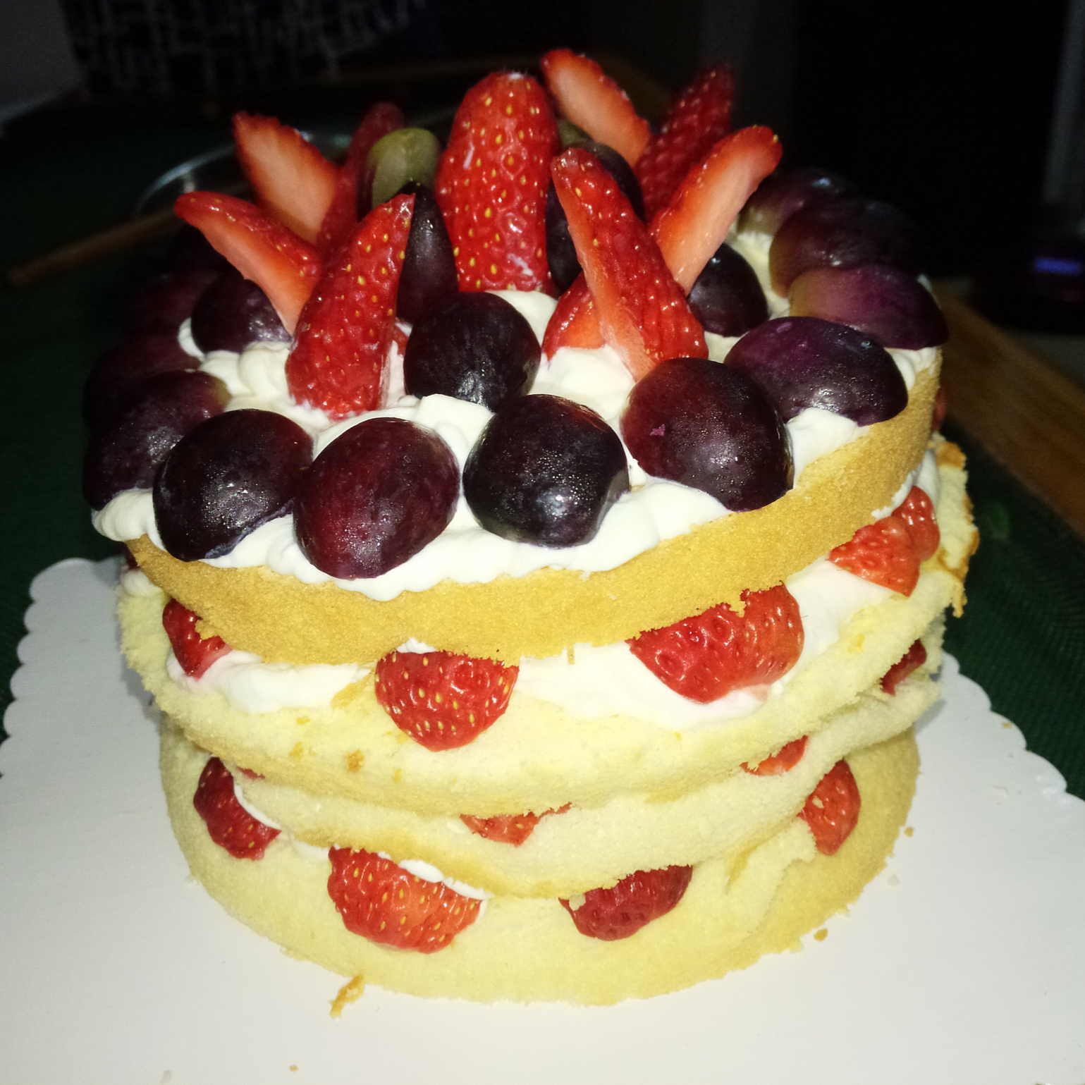 草莓玫瑰裸蛋糕（图文+视频）