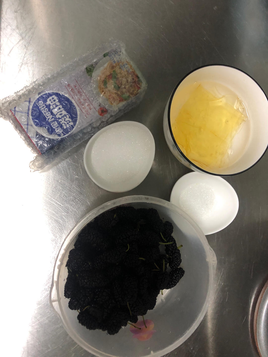 桑葚慕斯