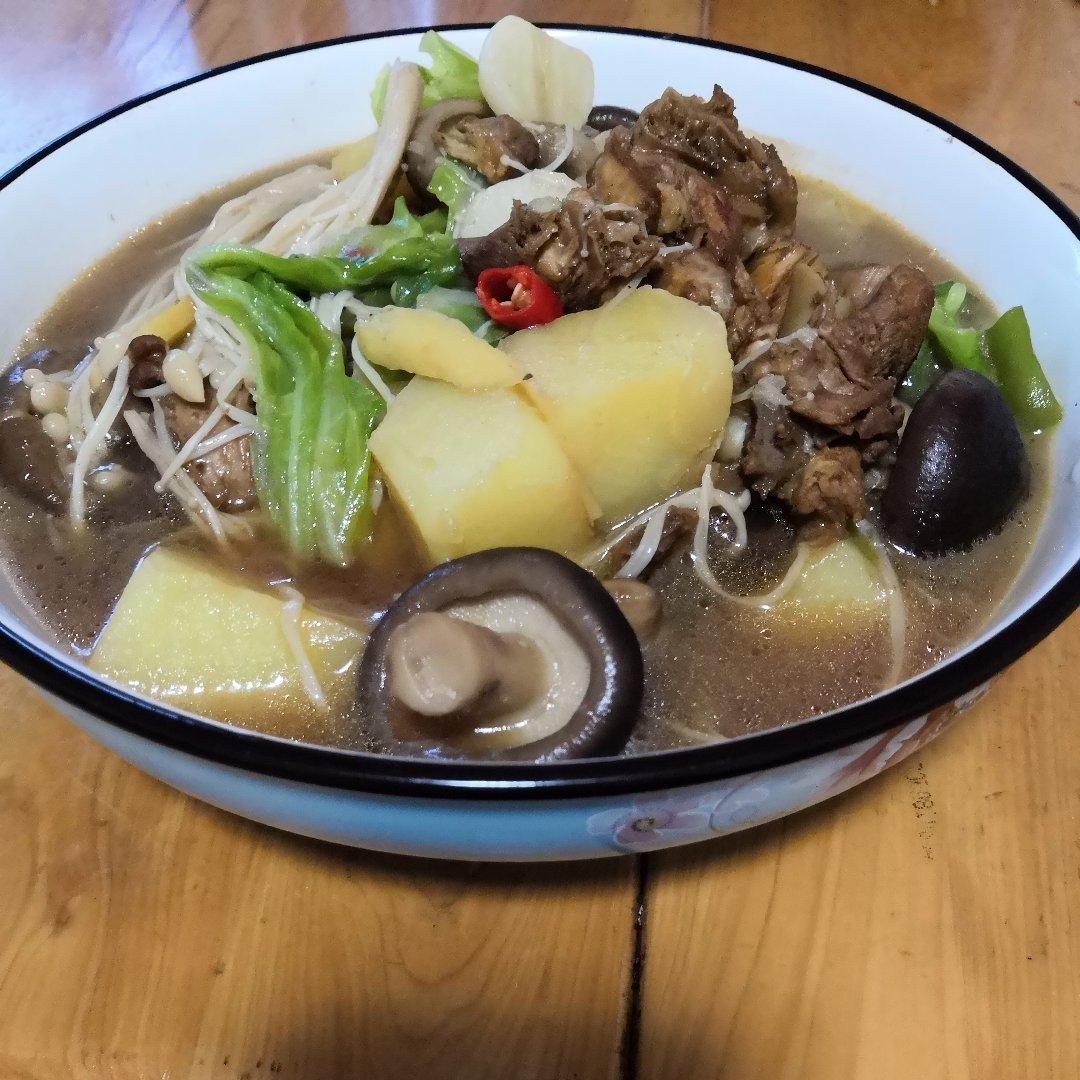 好吃到原地爆炸的黄焖鸡