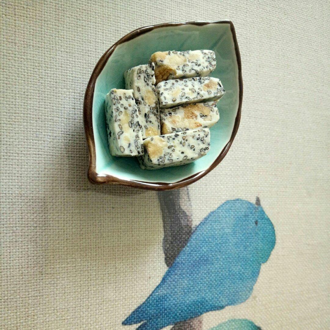 黑芝麻花生牛轧糖
