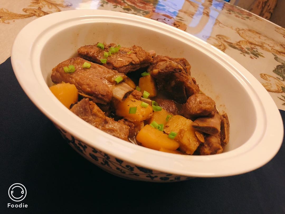 土豆烧排骨