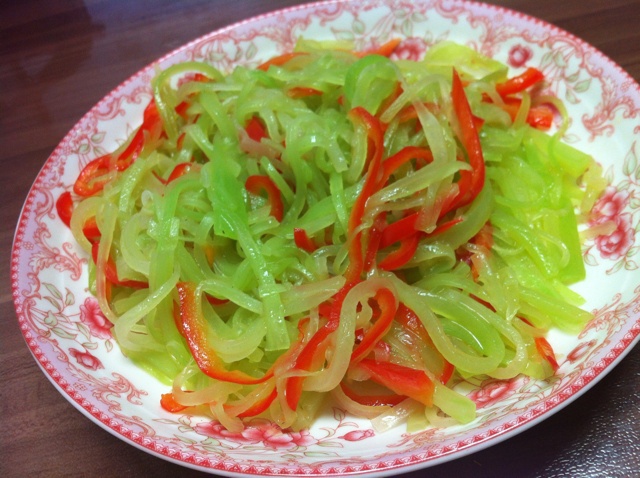 清炒莴笋丝