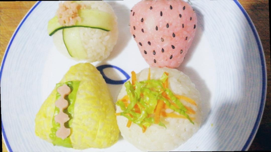 草莓饭团