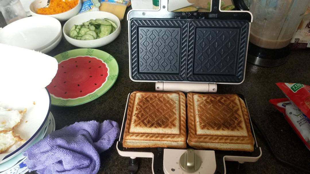 随意任性发挥的早餐三明治