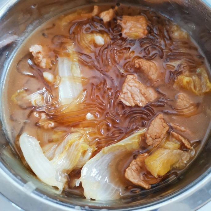 【猪肉炖粉条】猪肉粉条大白菜，家家烧人人爱！