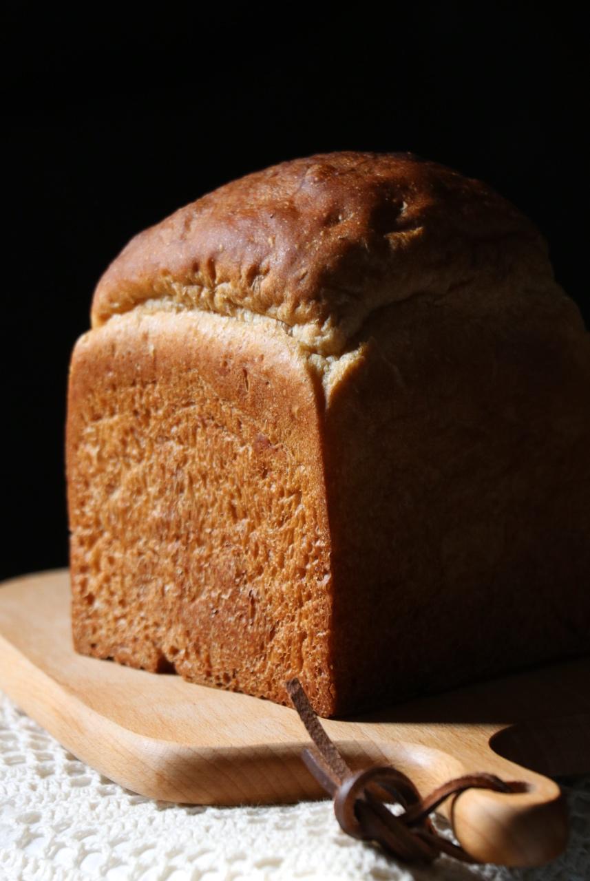 香蕉蕉蕉做的《银座顶级吐司》—— 蜂蜜吐司(中种法)