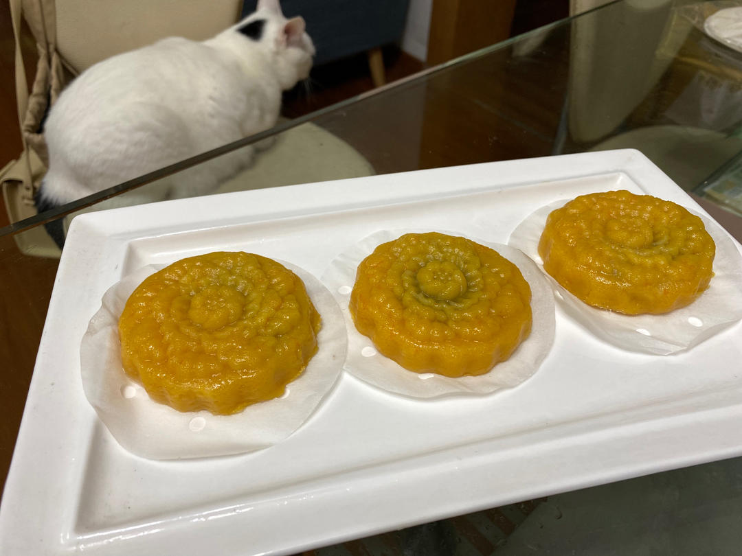 奶香黄金南瓜糕🎃（糯米南瓜豆沙糕）—Q弹软糯甜香😄简单快手