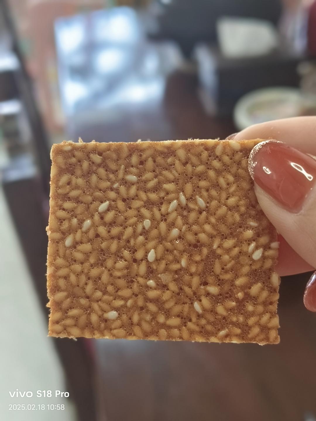 芝麻薄脆饼干，一步操作，超级简单