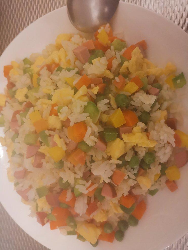 扬州炒饭（剩饭变美食，从此不剩饭）