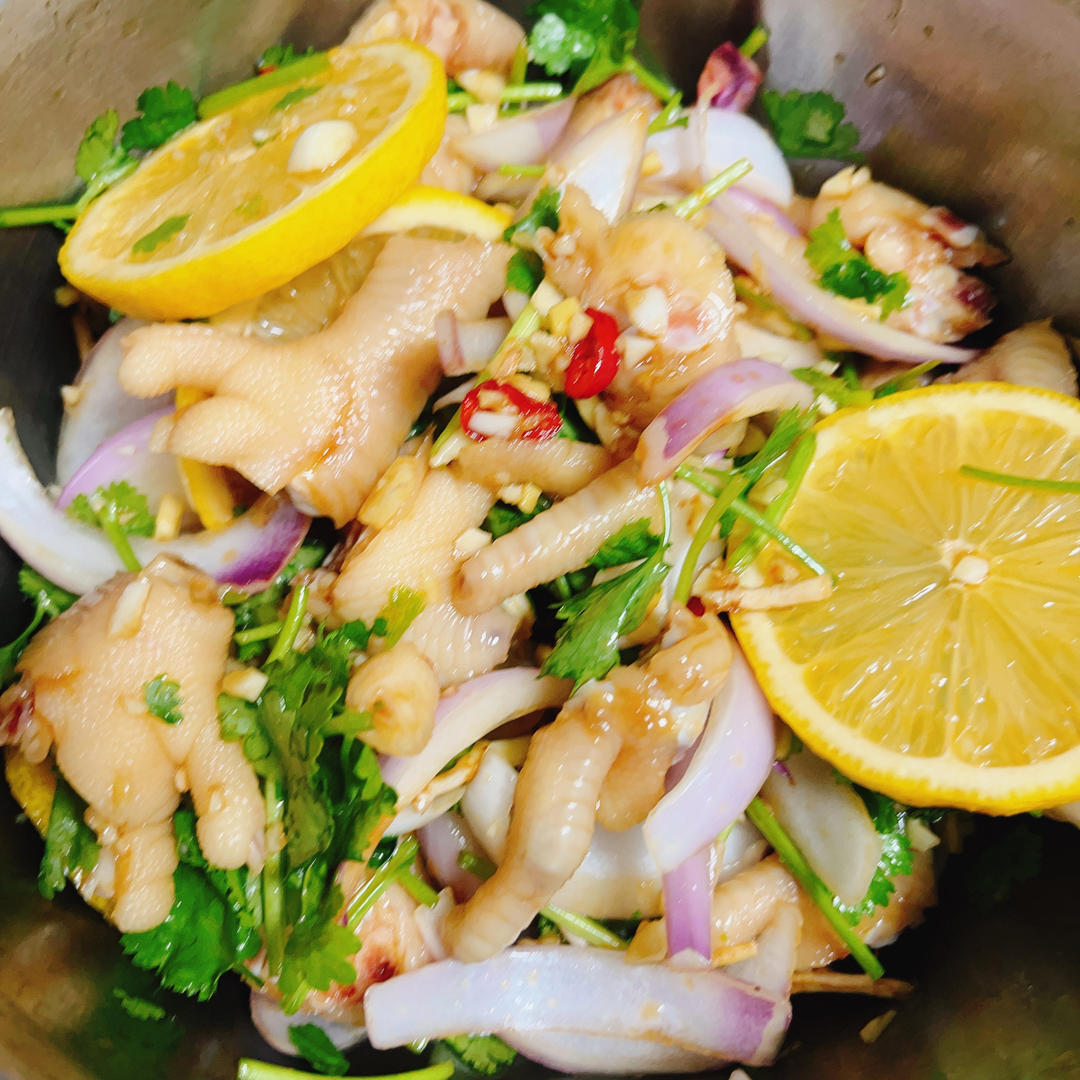 【柠檬酸辣鸡爪】自制超级无敌美味的网红鸡爪