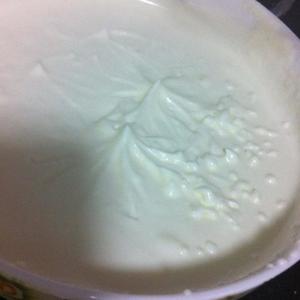拯救冻伤的淡奶油的做法 步骤2