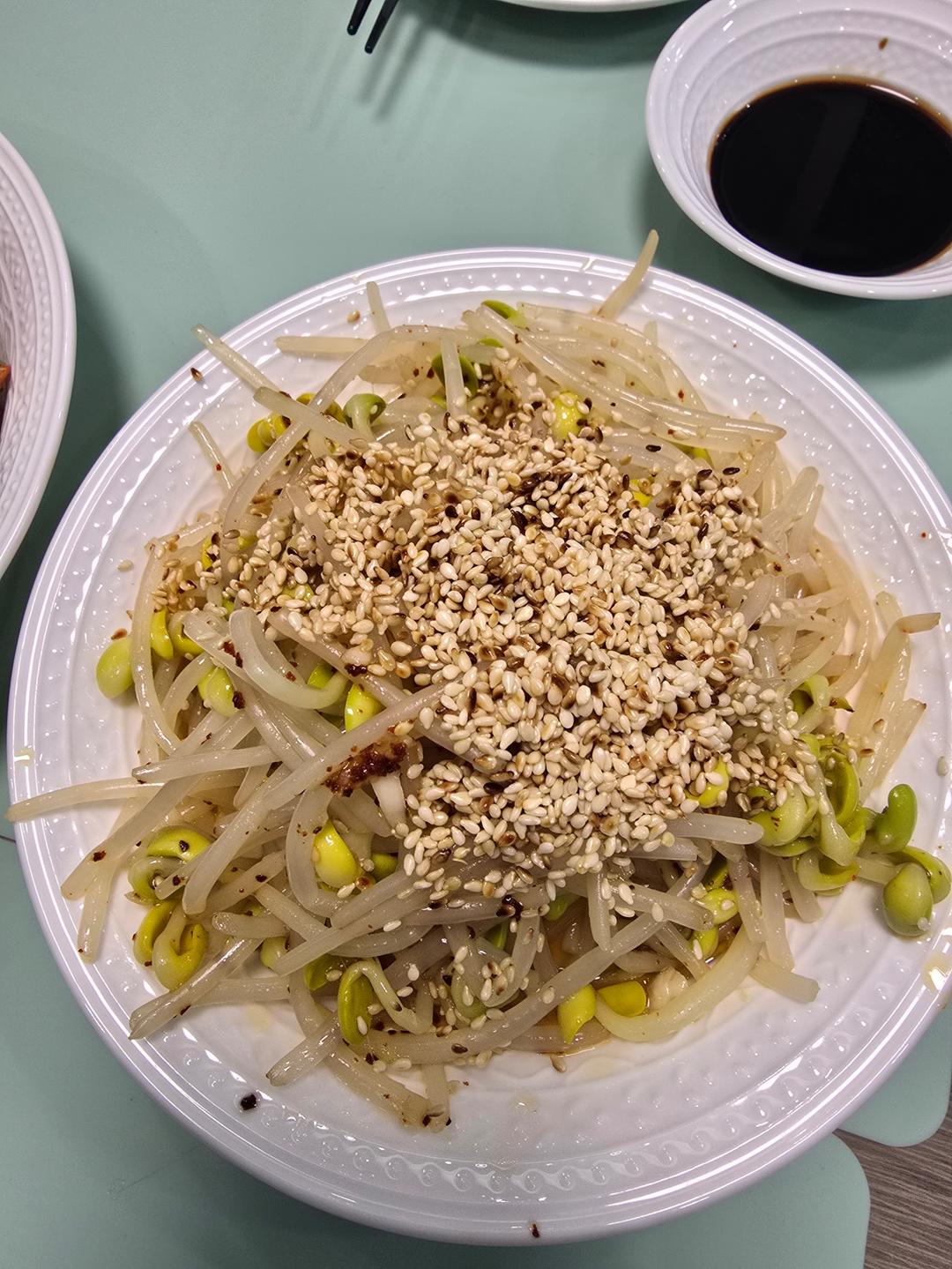 韩式凉拌黄豆芽