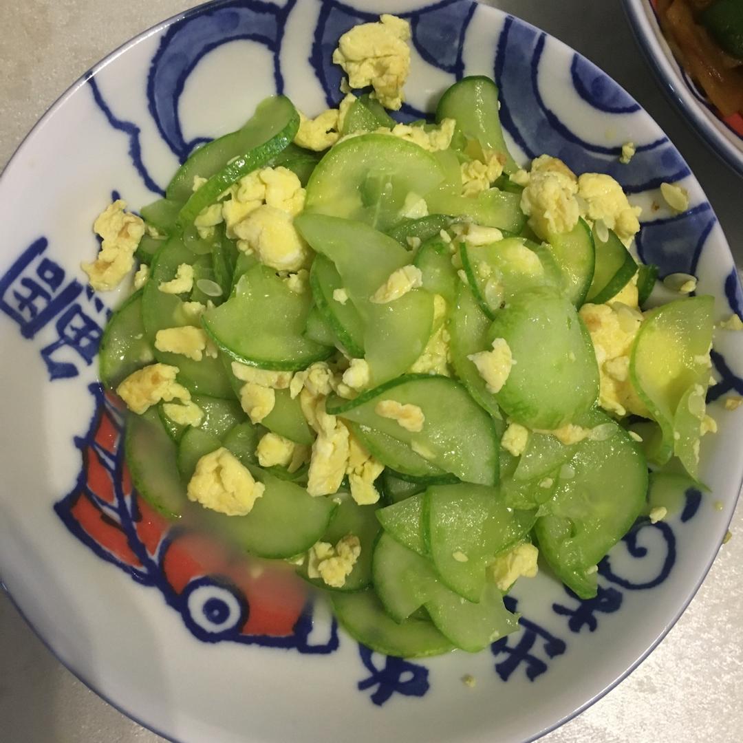 黄瓜炒鸡蛋