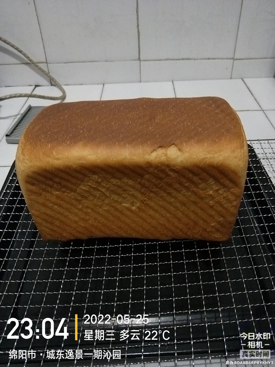 高纤低脂的全麦核桃吐司