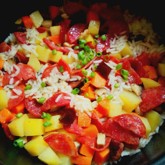 腊味土豆饭