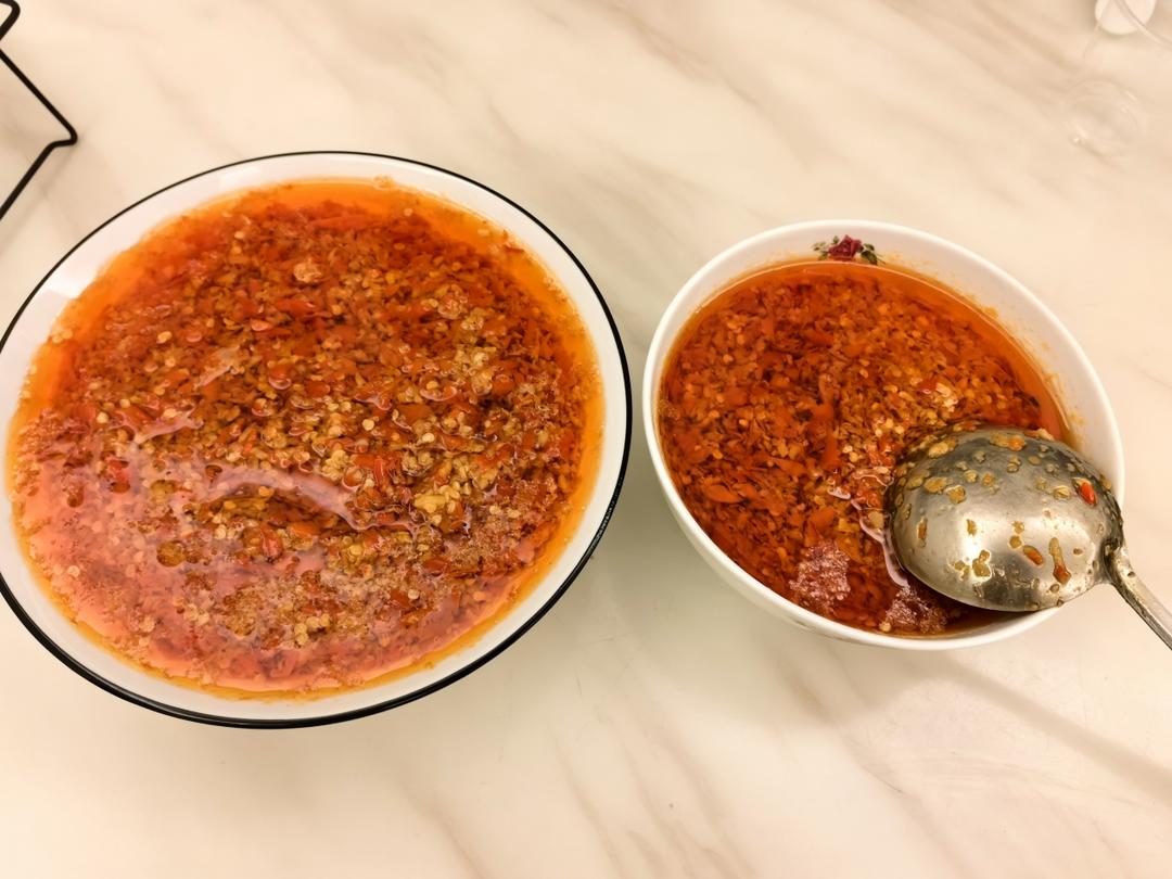 【蒜蓉辣椒酱】比烧烤店还好吃的自制辣酱