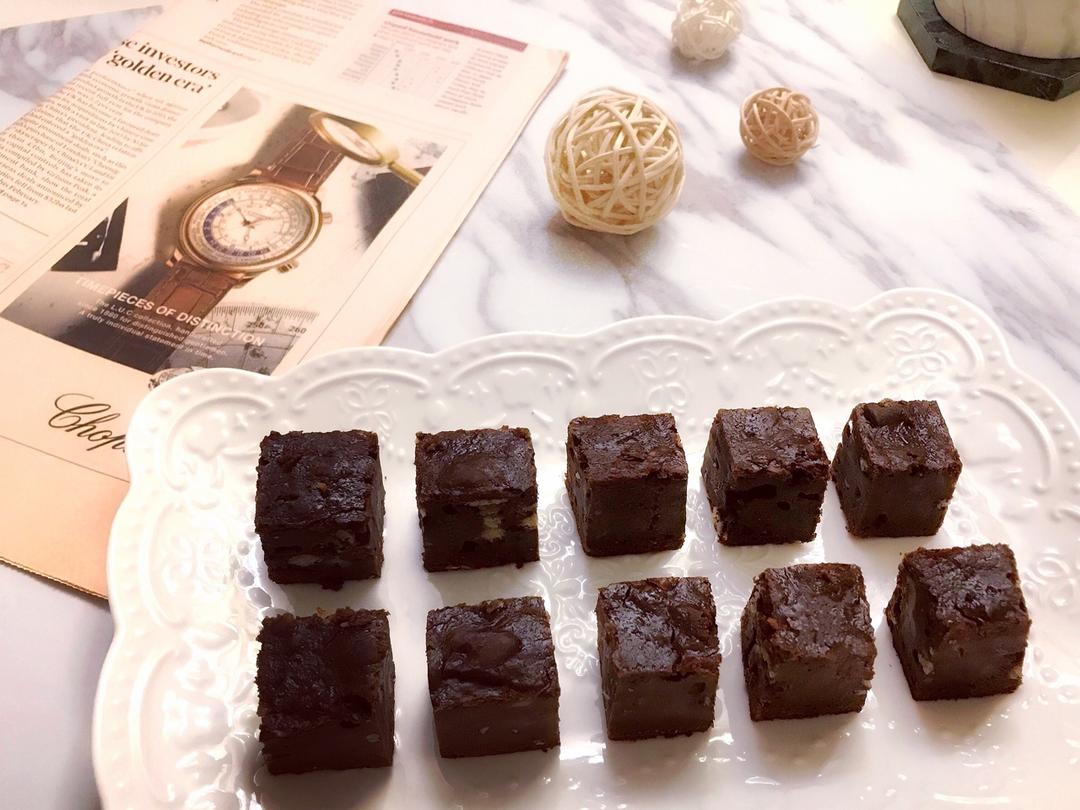 无油低卡浓厚豆腐布朗尼（全部热量只有一千卡☆）