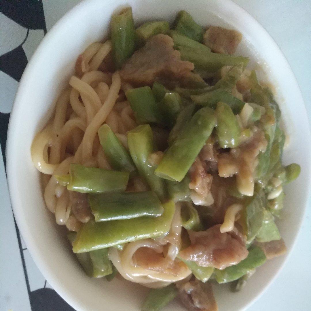 豆角焖个面