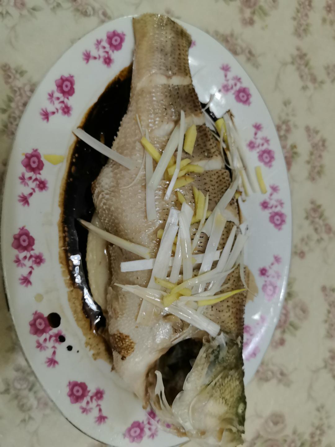 清蒸鲈鱼