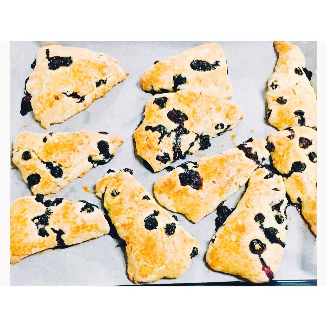 蓝莓司康 Blueberry Scone