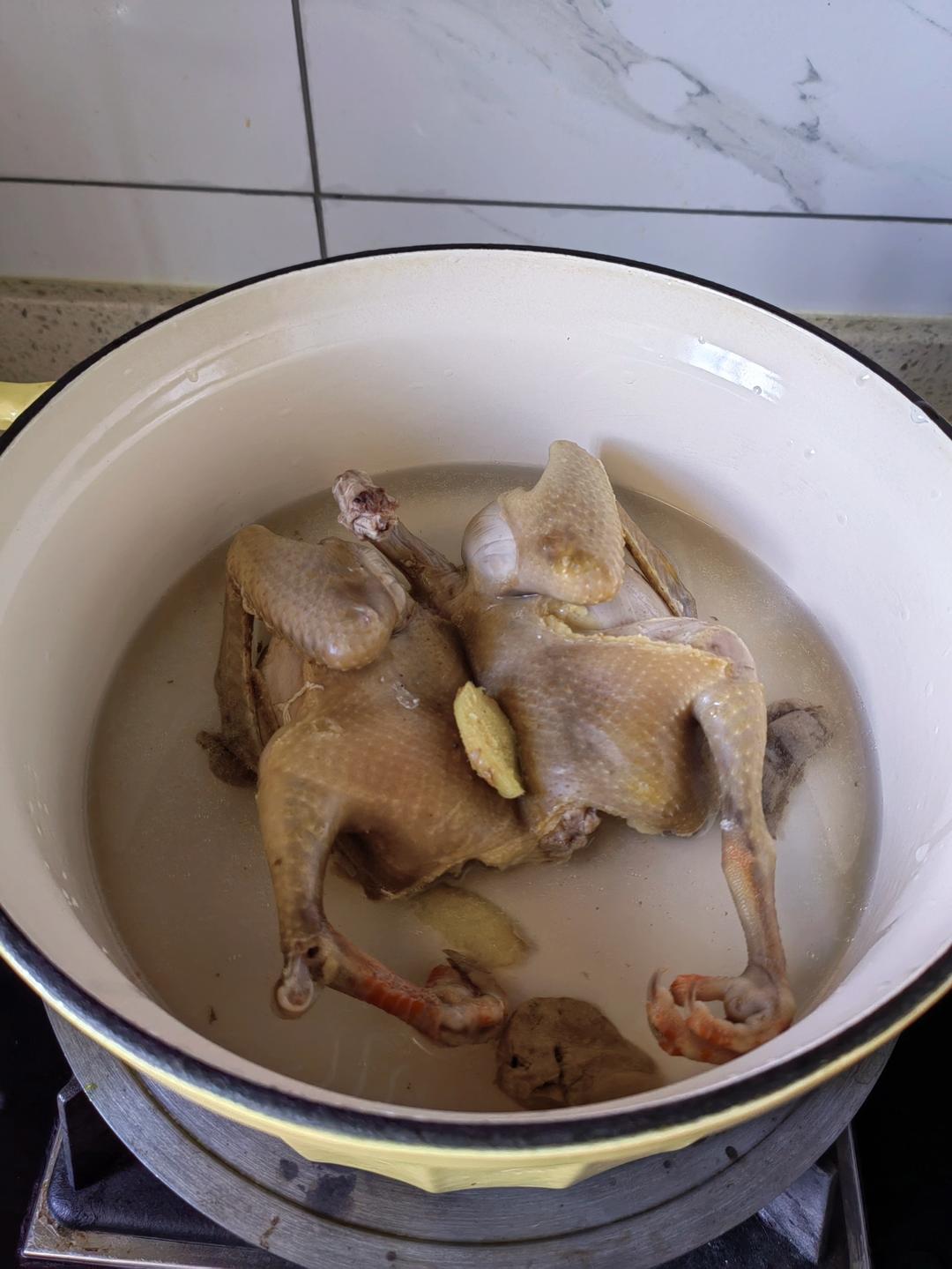 莲藕花生猪蹄汤【11月北鼎养生壶食谱】