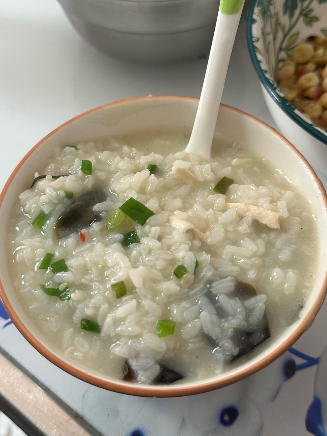 十五分钟快手之香滑皮蛋瘦肉粥(附五分钟电饭煲电压力锅更快捷方法)