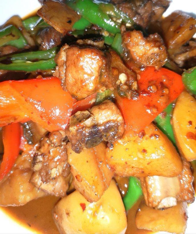 红烧土豆排骨
