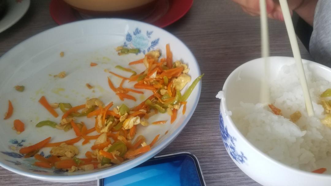 胡萝卜炒鸡蛋