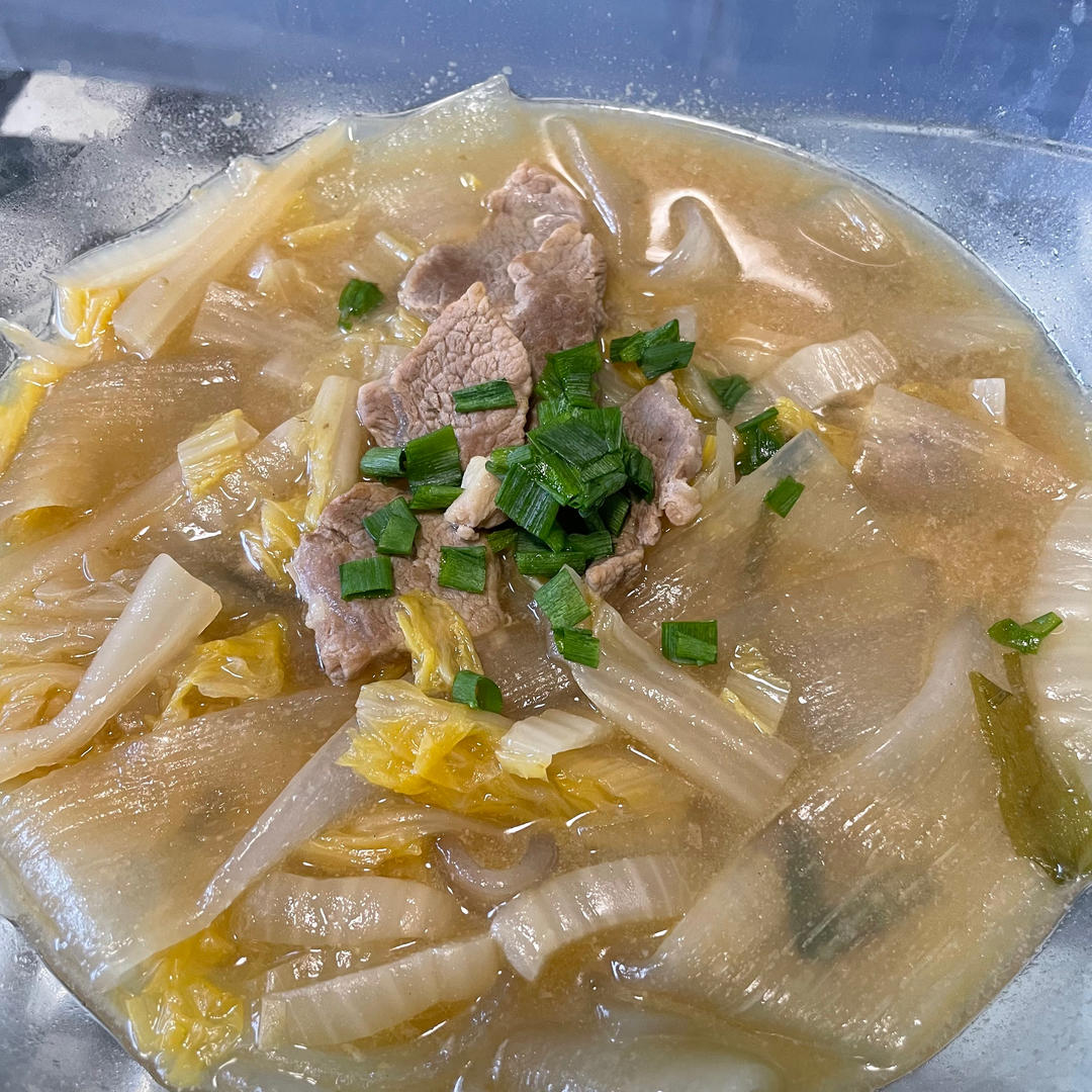 东北酸菜猪肉炖粉条