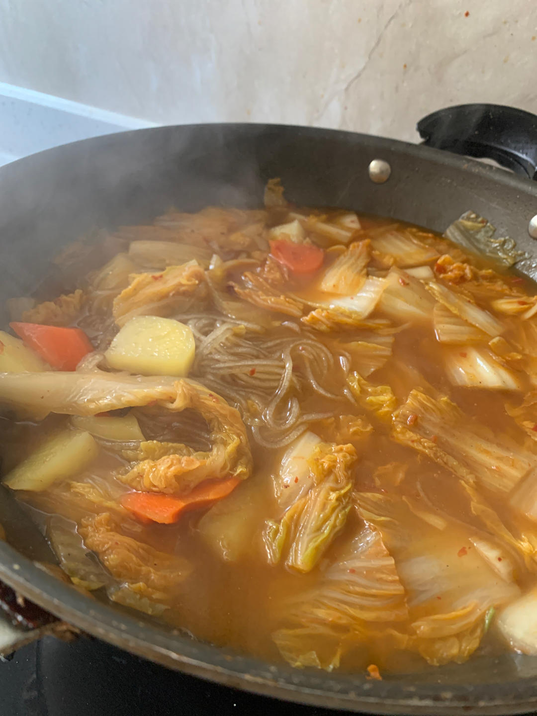 家常白菜粉条炖豆腐