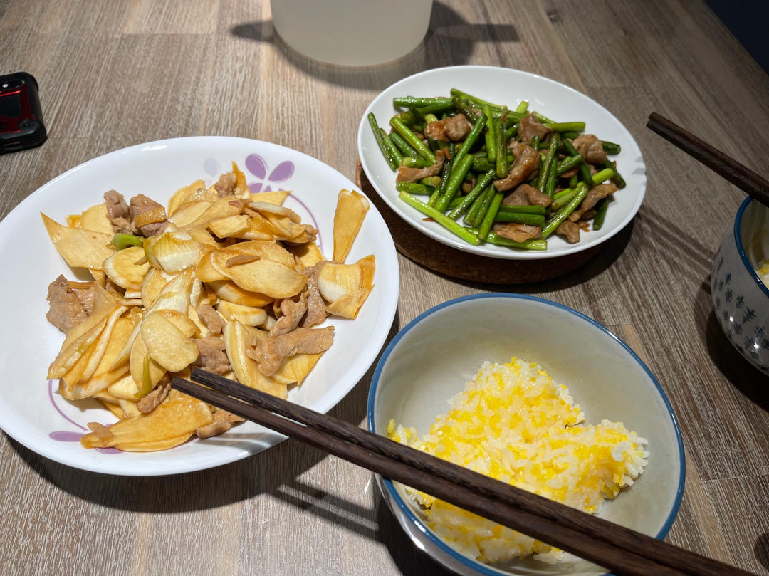 好看好吃的玉米碴米饭