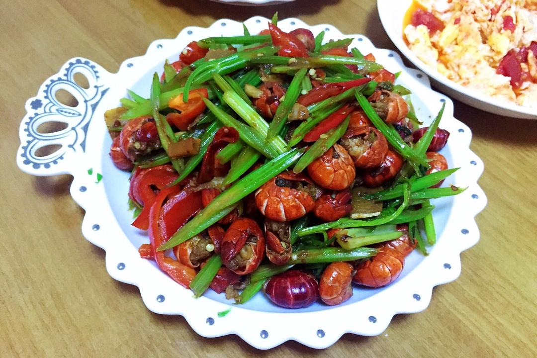 唯有爱与美食不可辜负