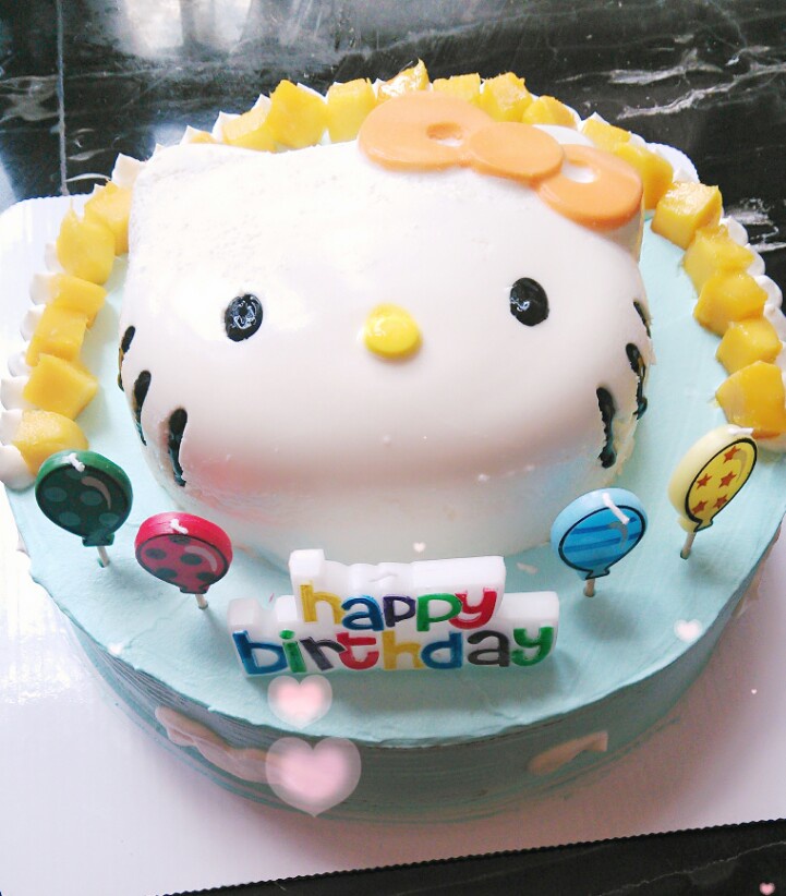 Hello Kitty 酸奶慕斯