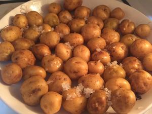 盐巴土豆的做法 步骤1