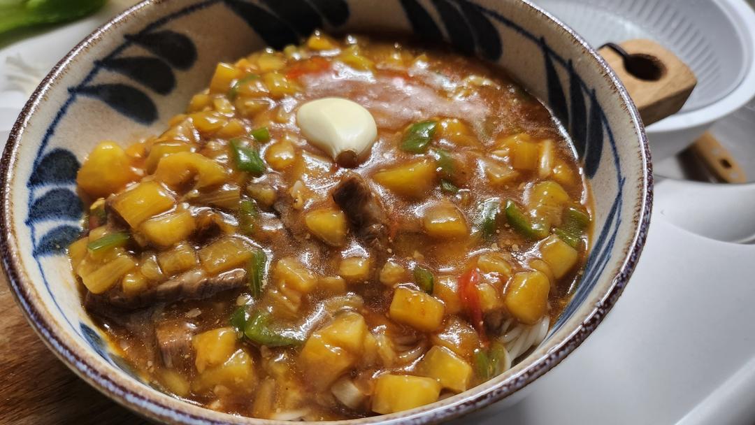 茄子肉丁打卤面