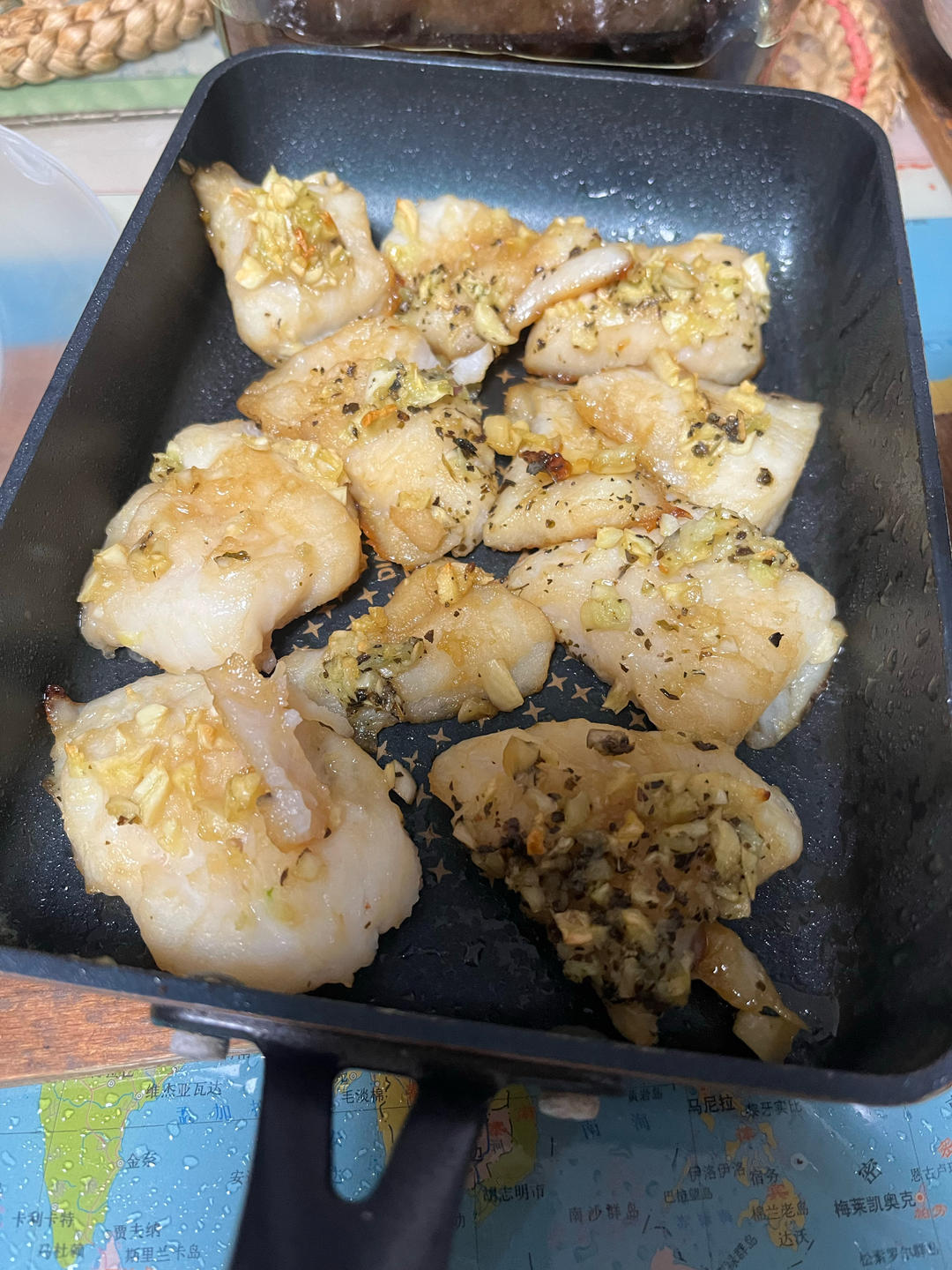 烤鱼片 烤巴沙鱼片 做法一绝，儿童健康零食，不爱吃鱼的都抢着吃，儿童的最爱