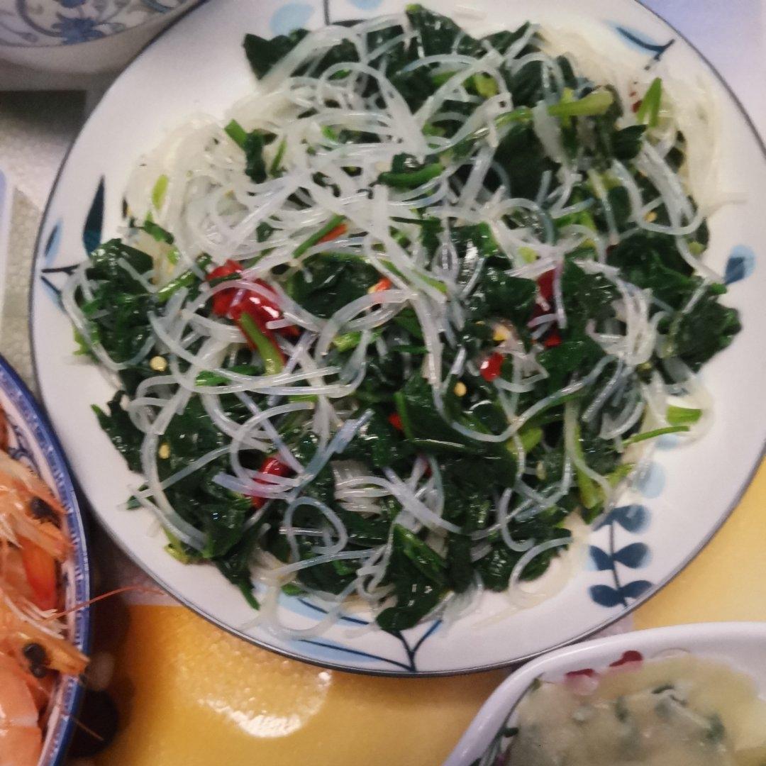鸡蛋炒菠菜粉丝