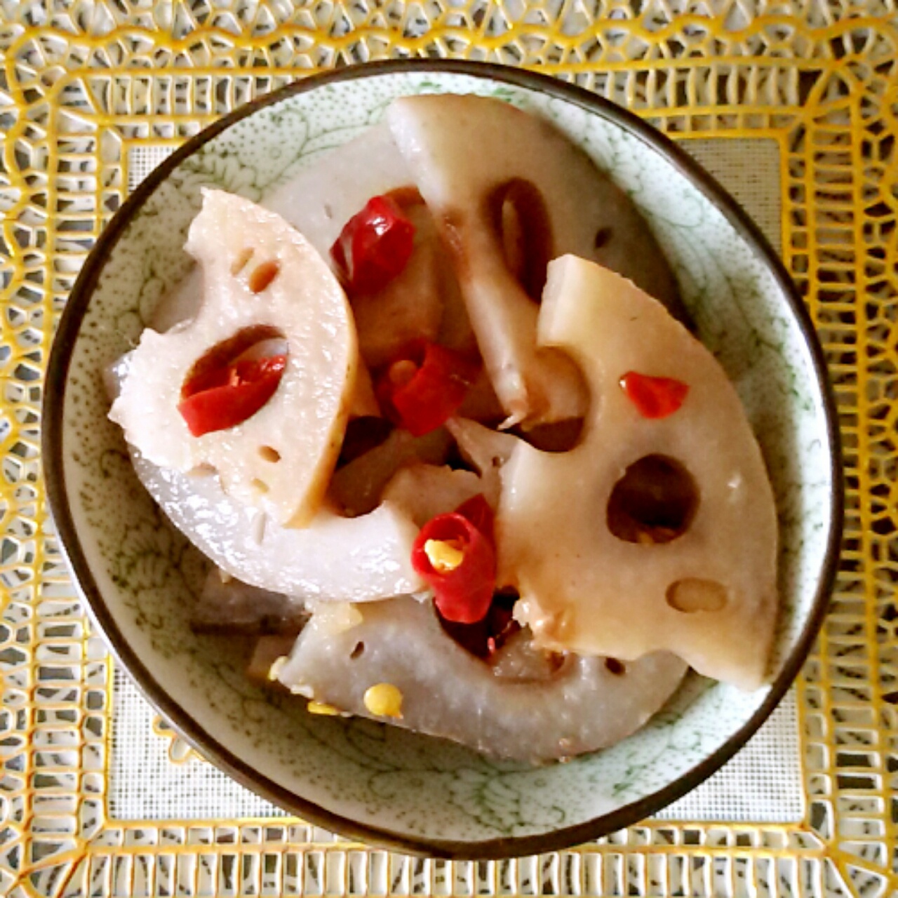 凉拌藕片
