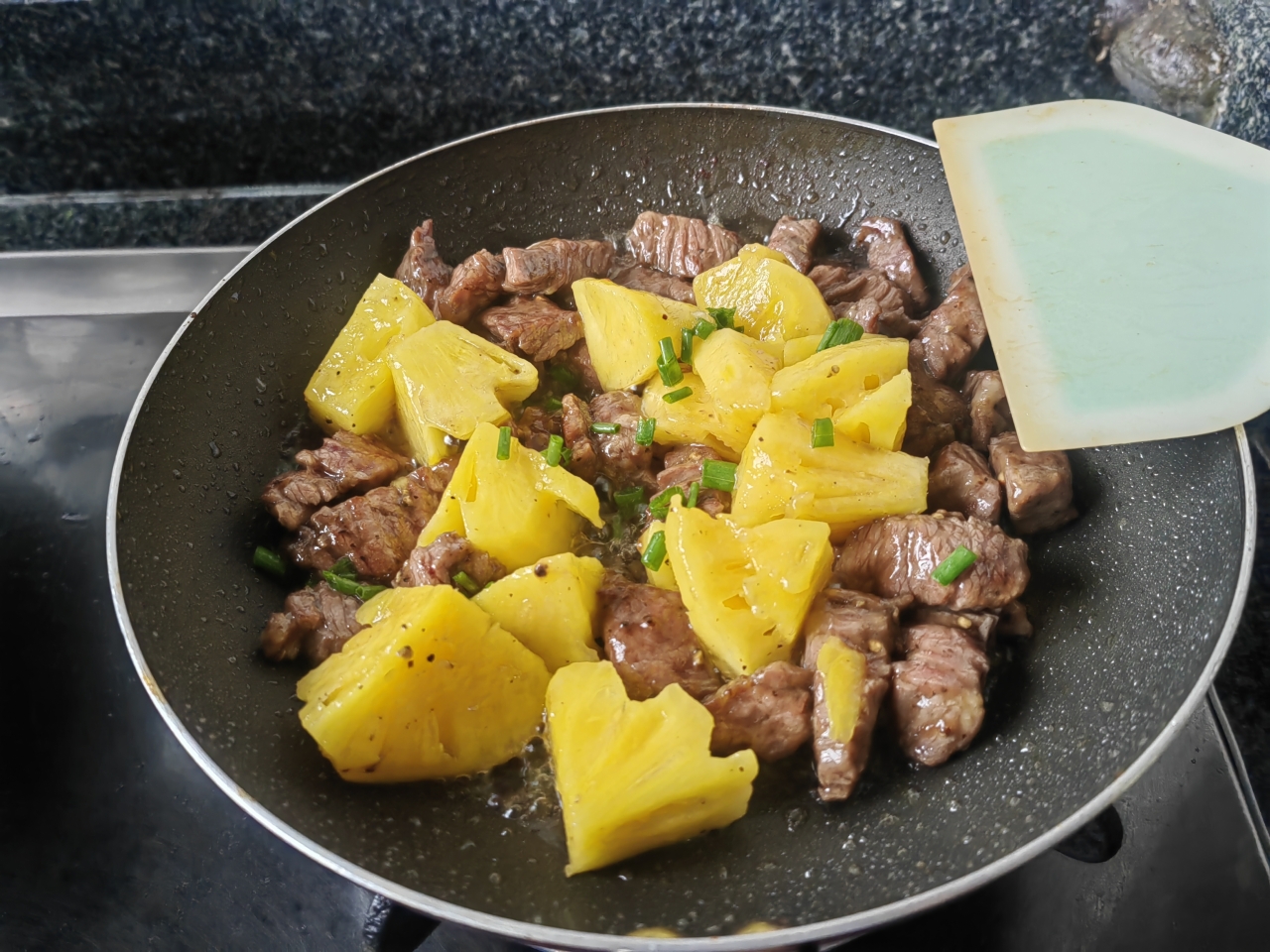 菠萝➕牛肉