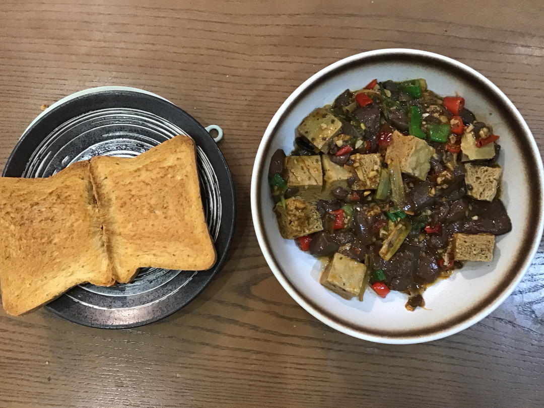 鸭血豆腐