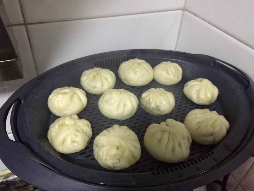 鲜肉豇豆包子