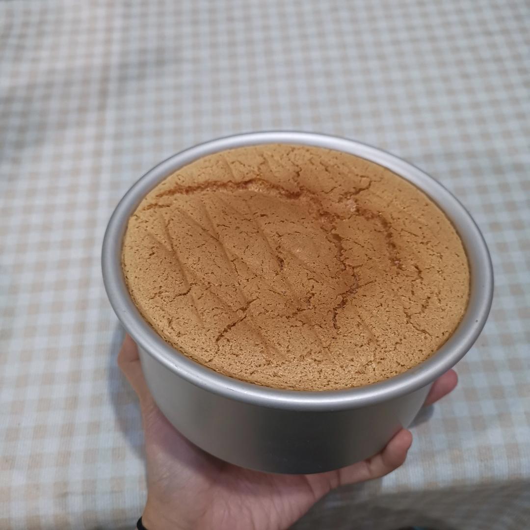 六寸戚风蛋糕(掌握这几点，做戚风就跟煮米饭一样简单)