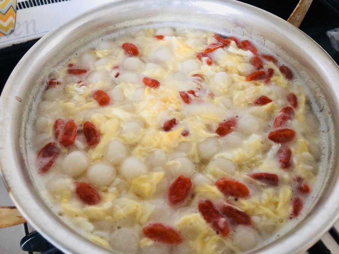 酒糟鸡蛋小圆子