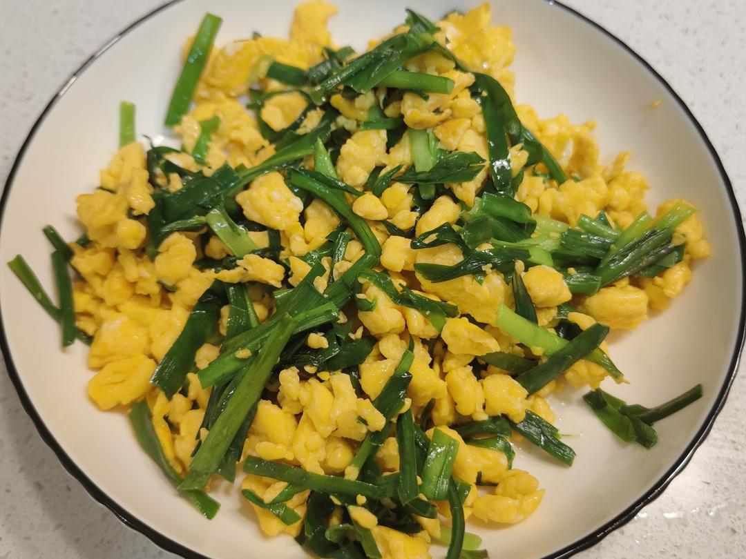 韭菜炒鸡蛋——三分钟快手下饭菜 掌握火候的秘诀