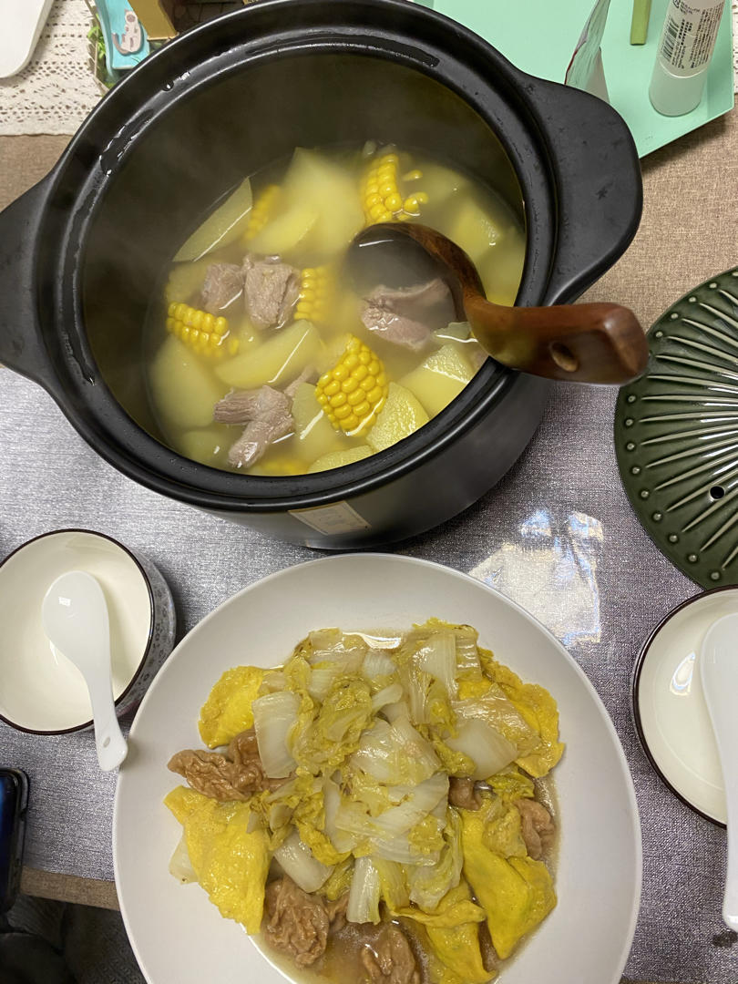 宝宝爱吃的玉米土豆排骨汤（电饭锅版，不需要煎炒排骨）