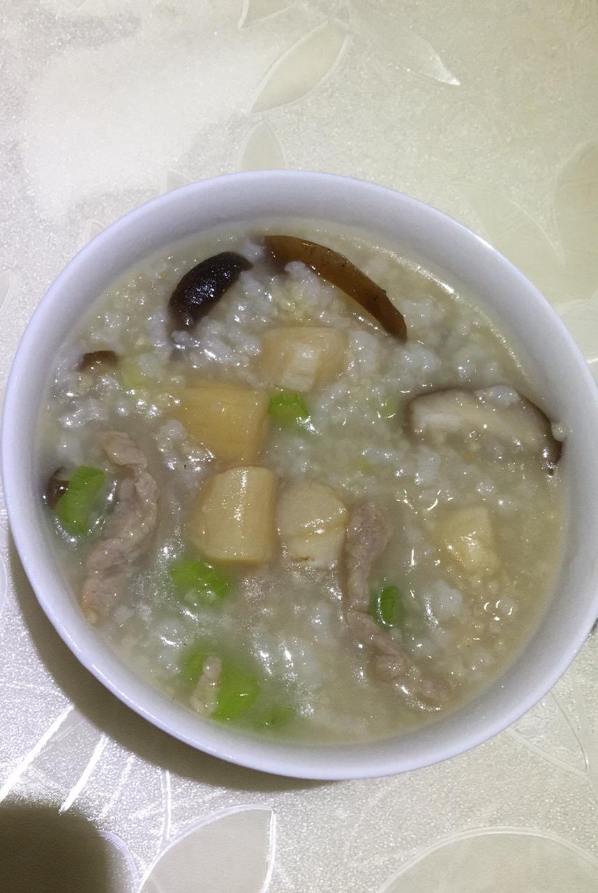 允儿丶做的干贝香菇瘦肉粥